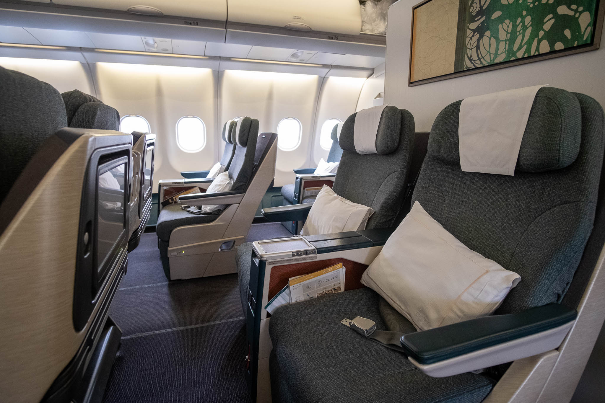 HERPA WINGS 1:500 Cathay Pacific Airbus A340-600 B-HQB EUR 19,99