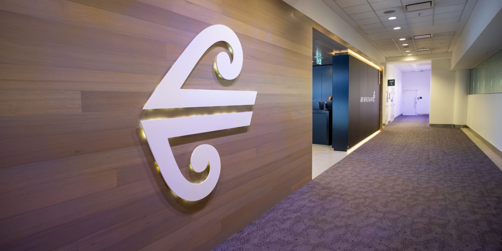 Entrance to the Air New Zealand lounge in Sydney International Airport