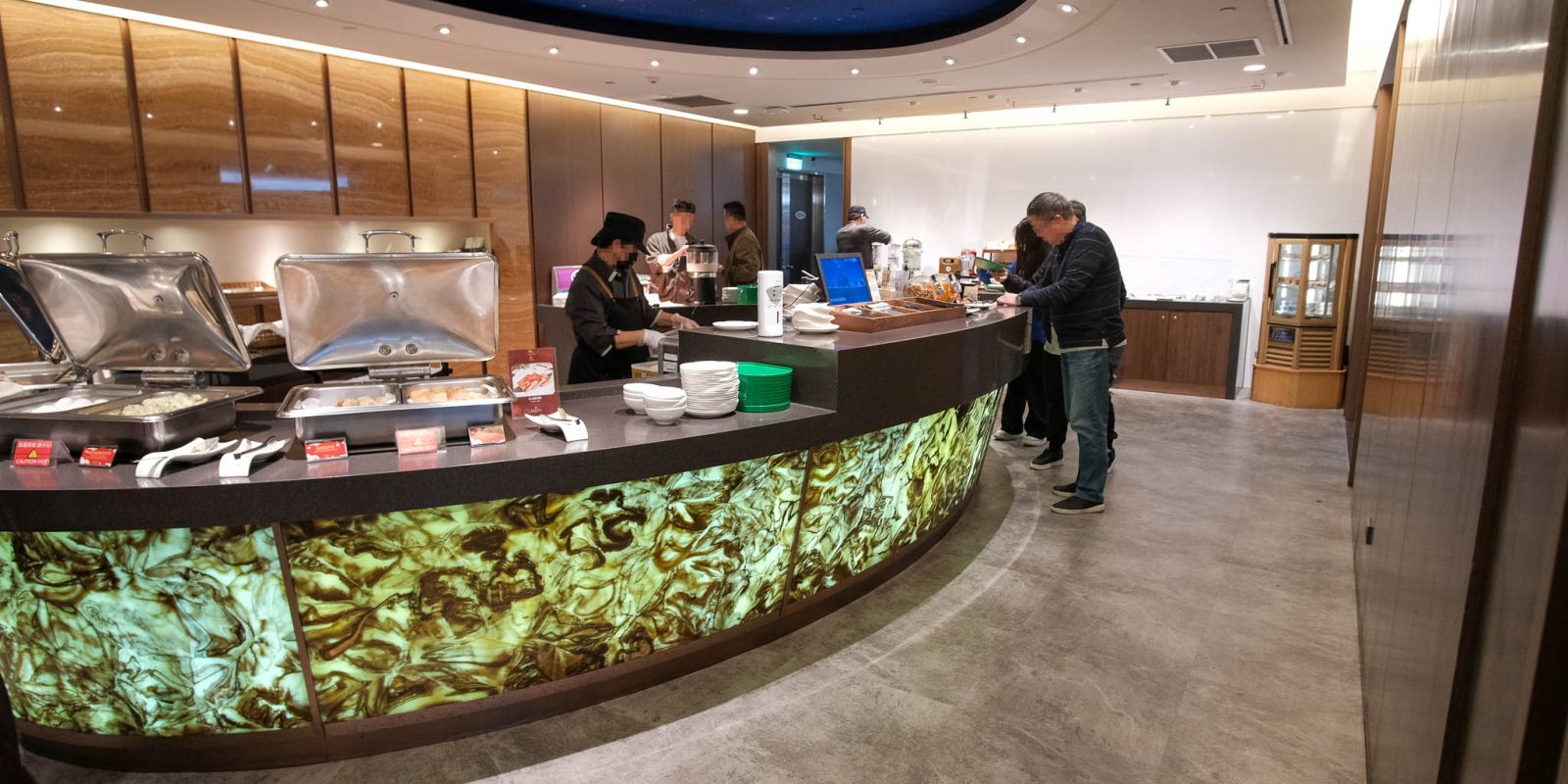 The Infinity Lounge in TPE Terminal 2