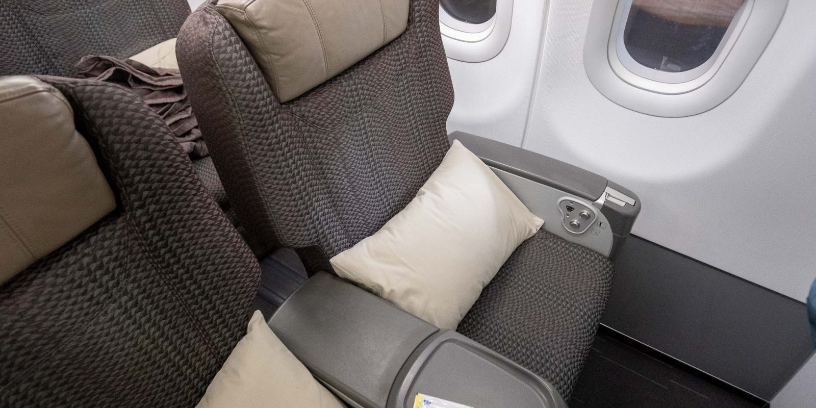 EVA Air A321 Business Class seat